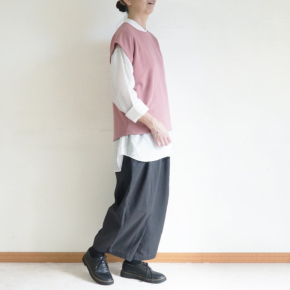 Branch m‘.,ブランチエム,ナチュラル,30代,40代,50代,60代,コットン,ゆったり,綿,裏毛,裏毛ベスト,ベスト,レイヤード,重ね着,体温調節,
